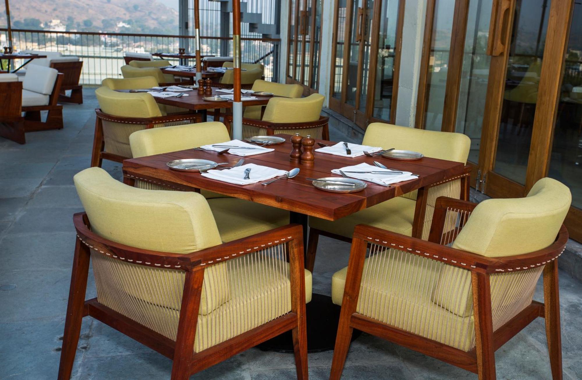 Raas Devigarh Hotel Delwara Ngoại thất bức ảnh